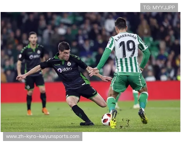 对比2024赛季意甲与西甲积分榜前三强球队表现 对比2024赛季意甲与西甲积分榜前三强球队表现